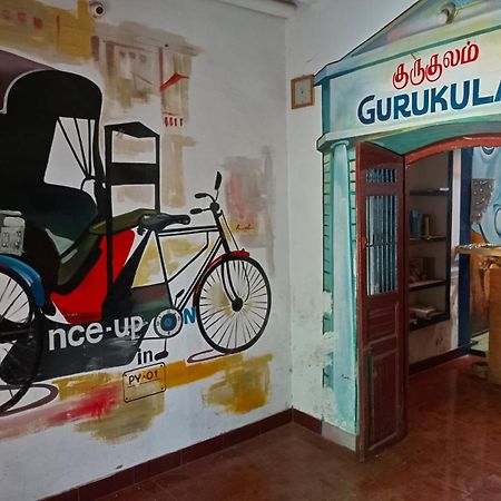 Gurukulam Hostel Пондичерри Экстерьер фото