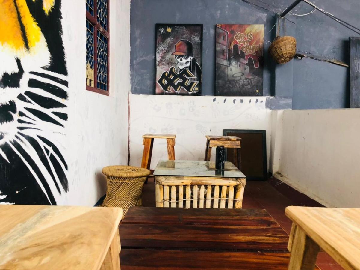 Gurukulam Hostel Пондичерри Экстерьер фото