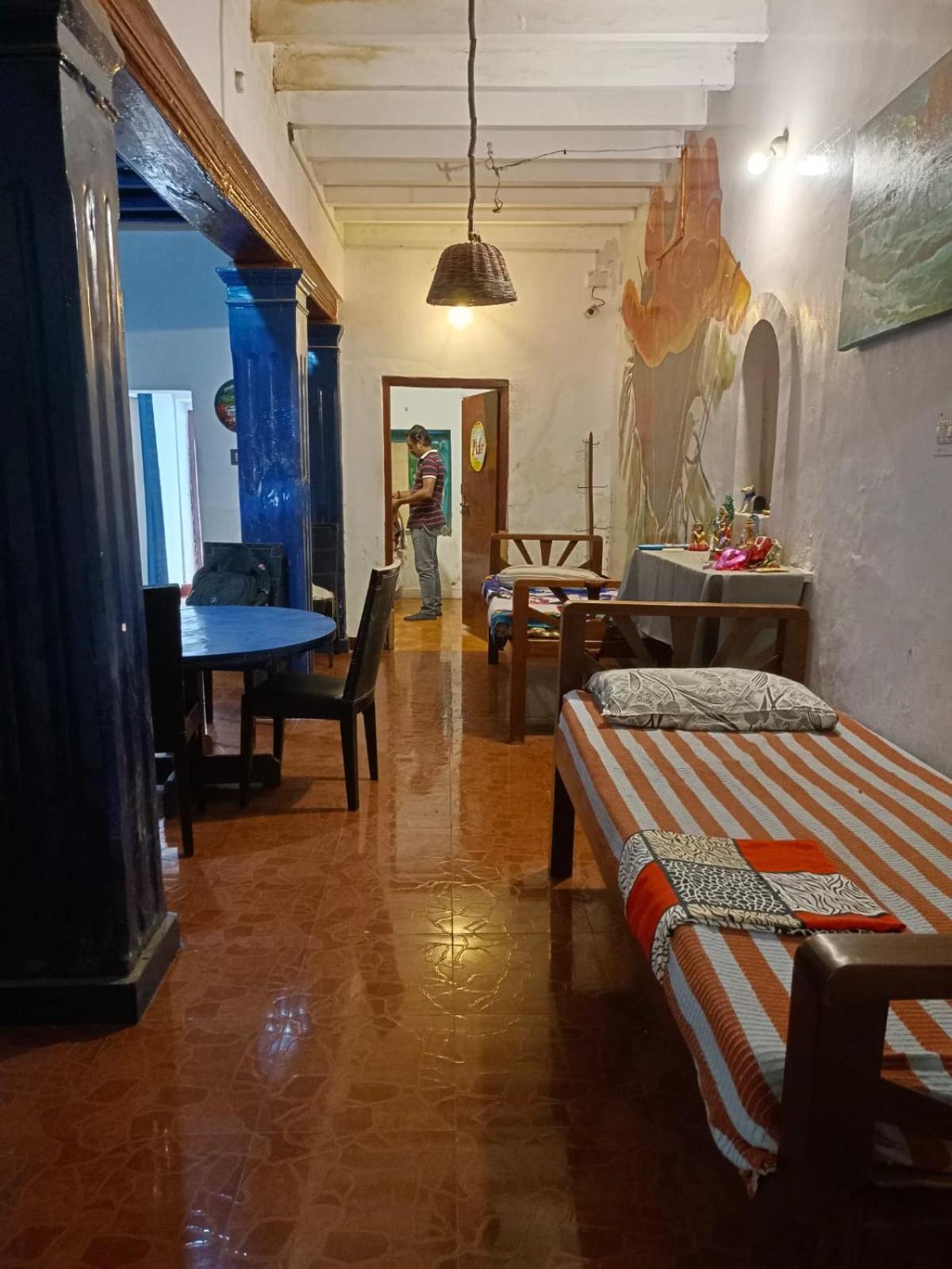 Gurukulam Hostel Пондичерри Экстерьер фото