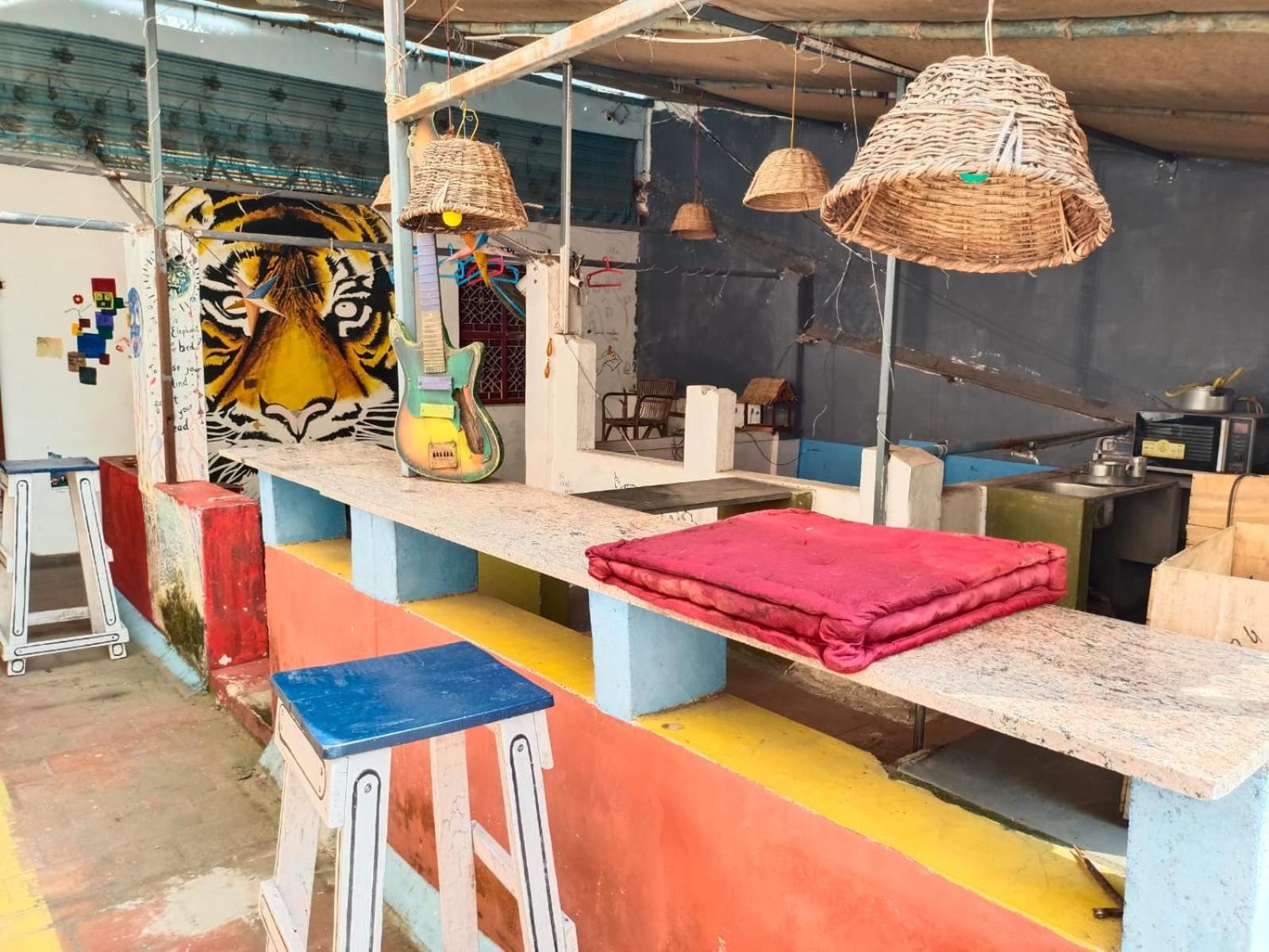 Gurukulam Hostel Пондичерри Экстерьер фото